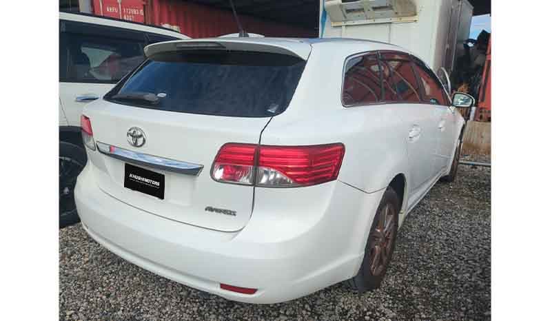 2012 Toyota Avensis Xi image-11
