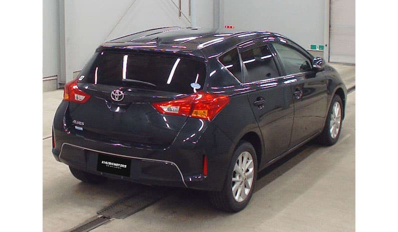 2012 Toyota Auris 150X S package image-6