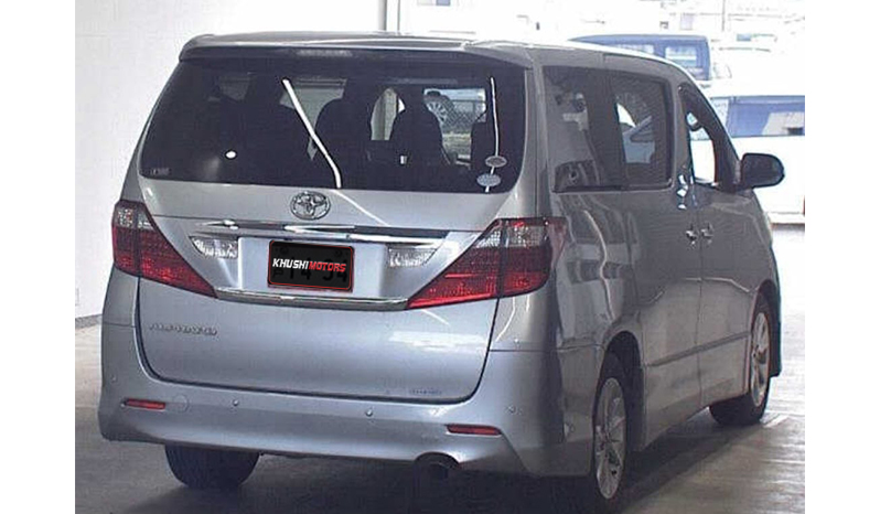 2011 Toyota Alphard image-3