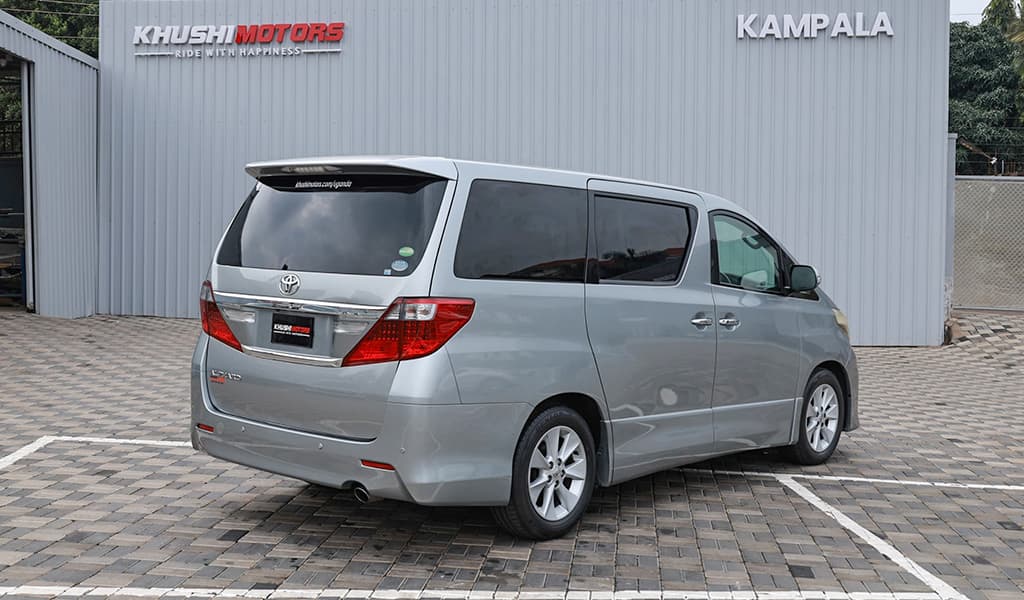 2012 Toyota Alphard image-11