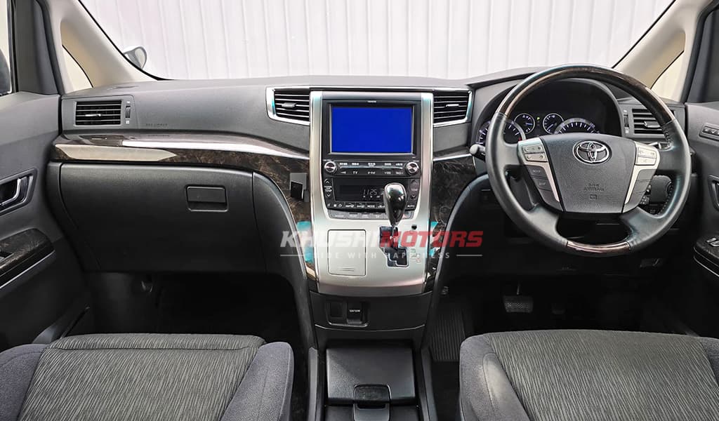 2012 Toyota Alphard image-12