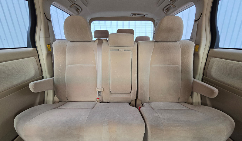 2010 Toyota Alphard image-14