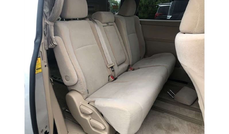 2010 Toyota Alphard image-8