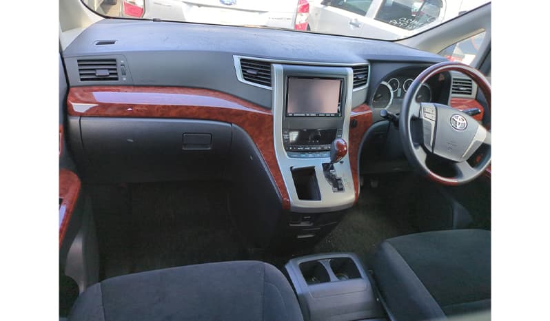 2010 Toyota Alphard image-5