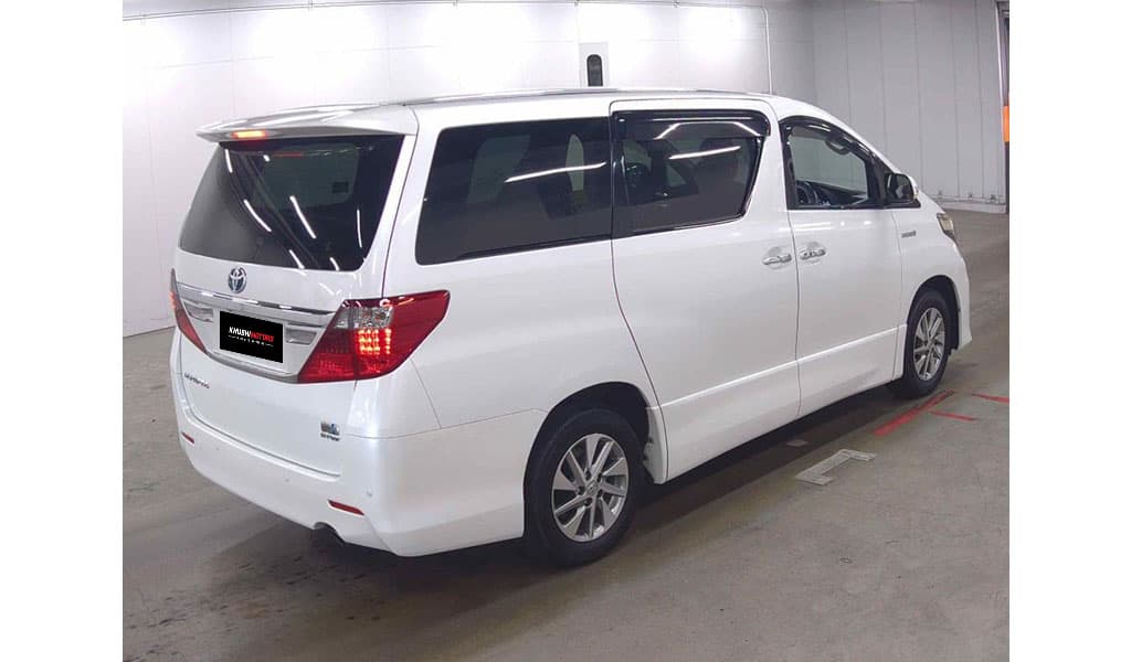 2012 Toyota Alphard image-5