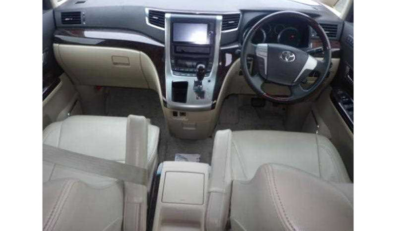 2012 Toyota Alphard 240G image-2