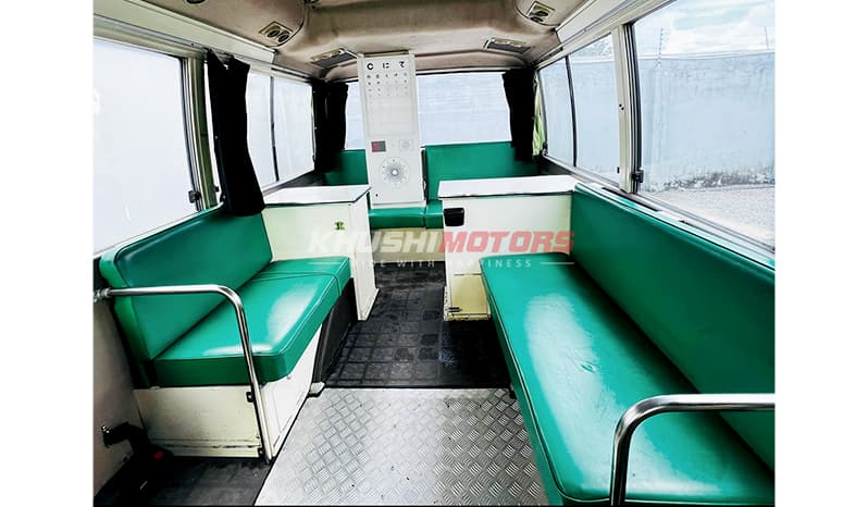 1996 Nissan Civilian image-8