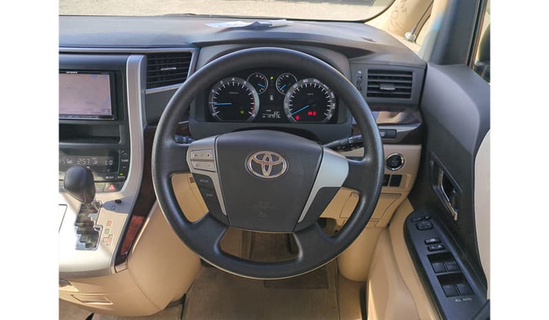 2012 Toyota Alphard 240X image-6