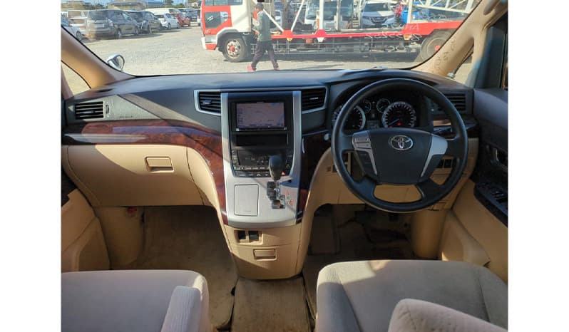 2012 Toyota Alphard 240X image-7