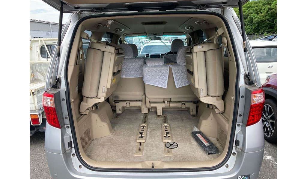 2012 Toyota Alphard 240X image-10