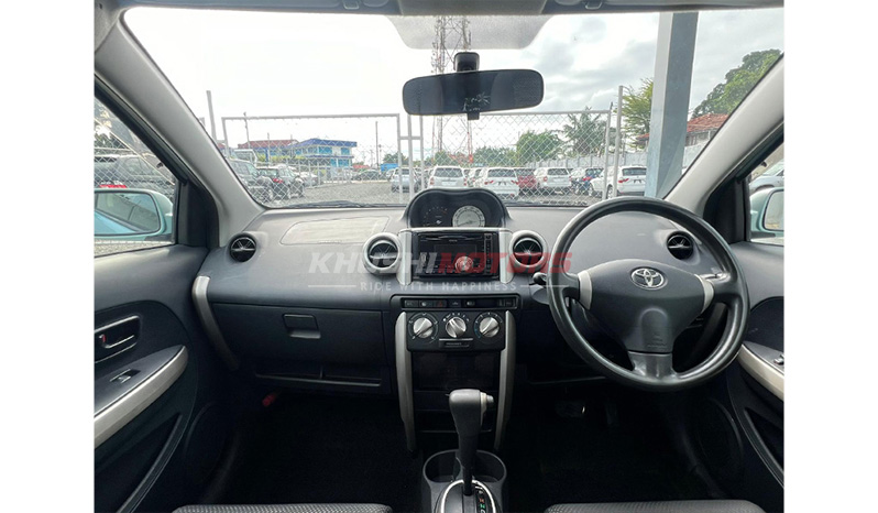2004 Toyota IST image-18