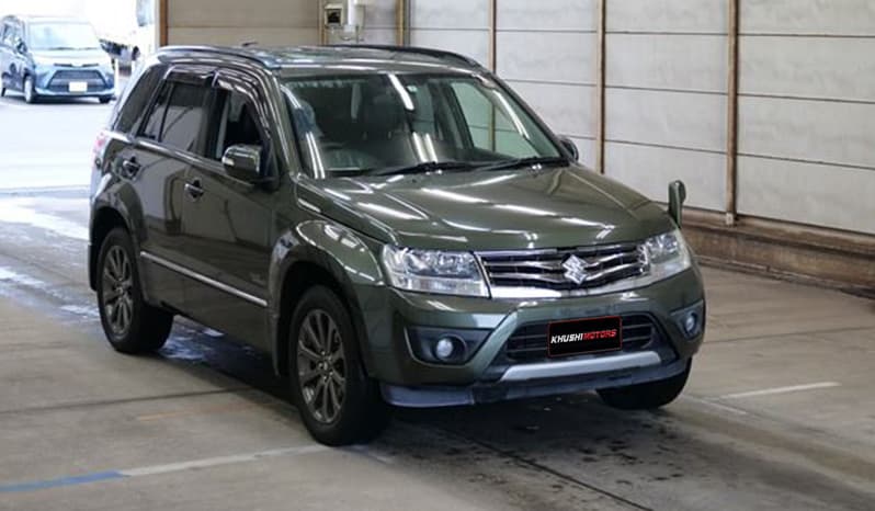 2015 Suzuki Escudo image-1