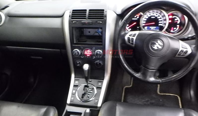 2015 Suzuki Escudo image-2