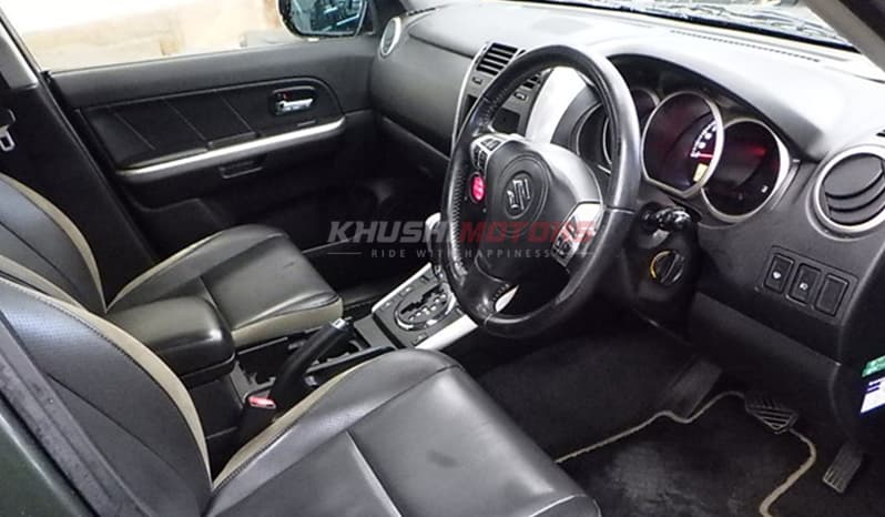 2015 Suzuki Escudo image-3