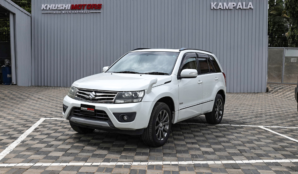 2012 Suzuki Escudo image-10