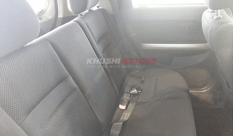 2003 Toyota IST image-3