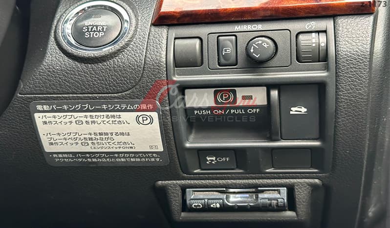 2010 Subaru Outback image-12