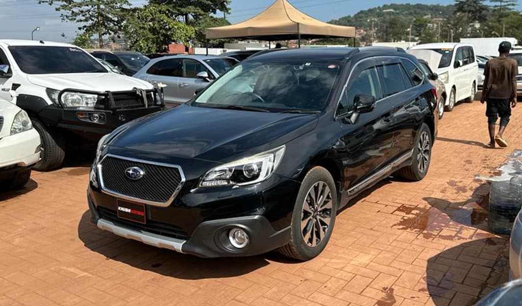 2015 Subaru Outback image-17