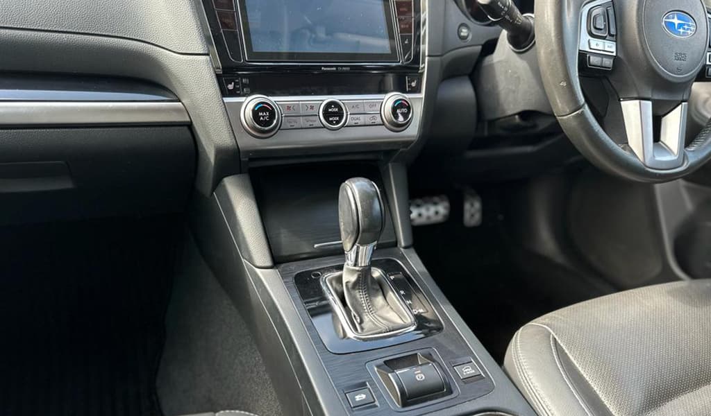 2015 Subaru Outback image-20