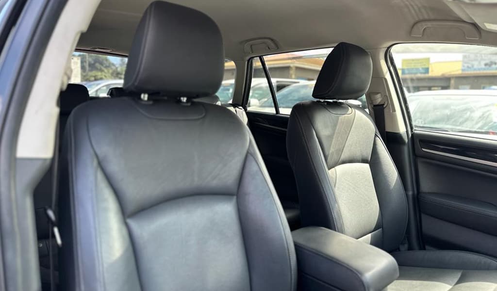 2015 Subaru Outback image-22