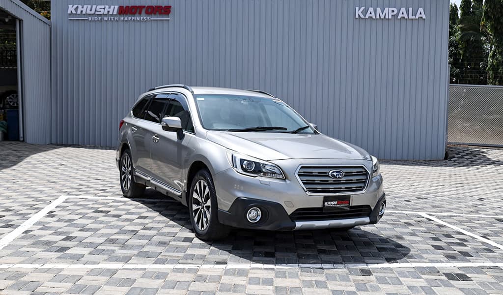 2016 Subaru Outback image-1