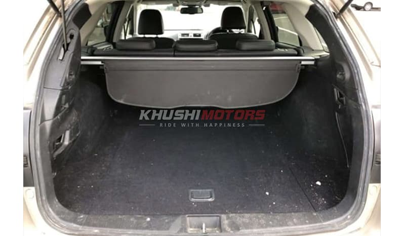 2016 Subaru Outback image-8