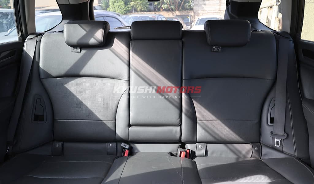 2016 Subaru Outback image-18