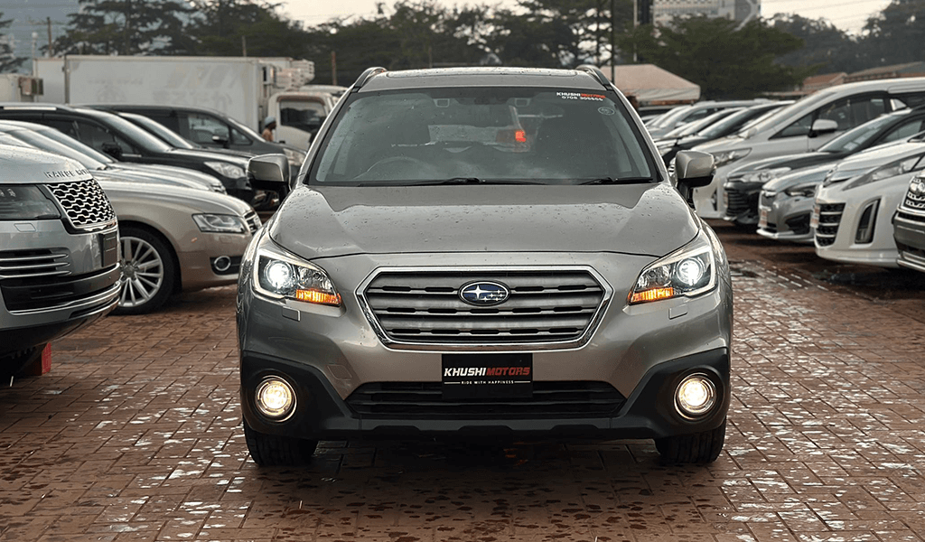 2016 Subaru Outback image-1