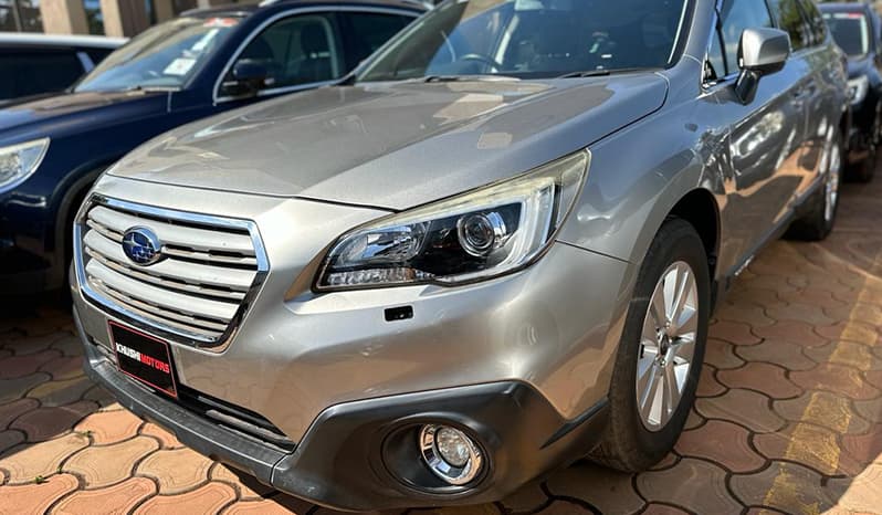 2015 Subaru Outback Base Grade image-8
