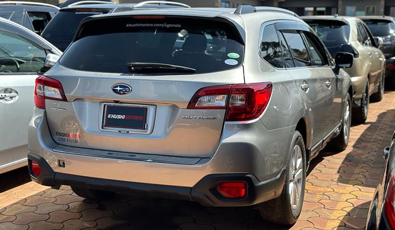 2015 Subaru Outback Base Grade image-9