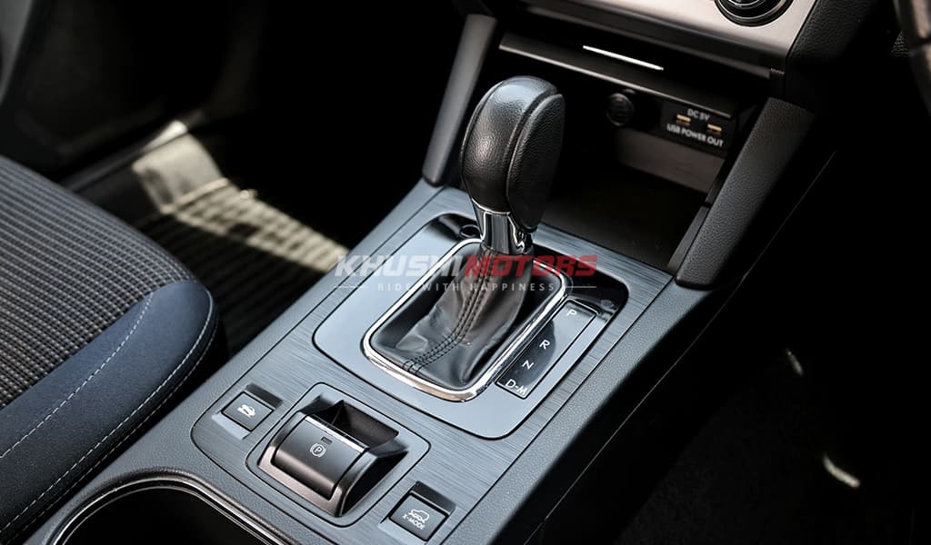 2015 Subaru Outback Base Grade image-17