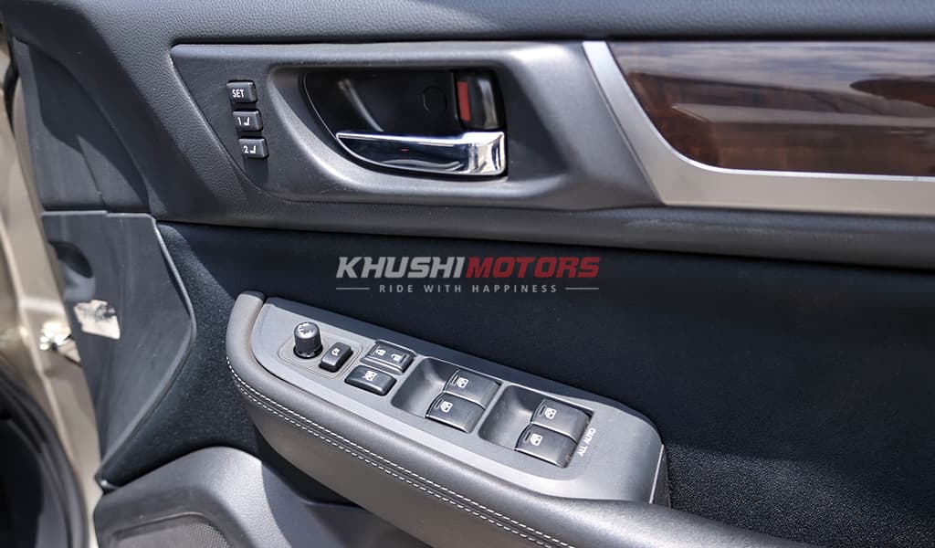 2015 Subaru Outback Base Grade image-18