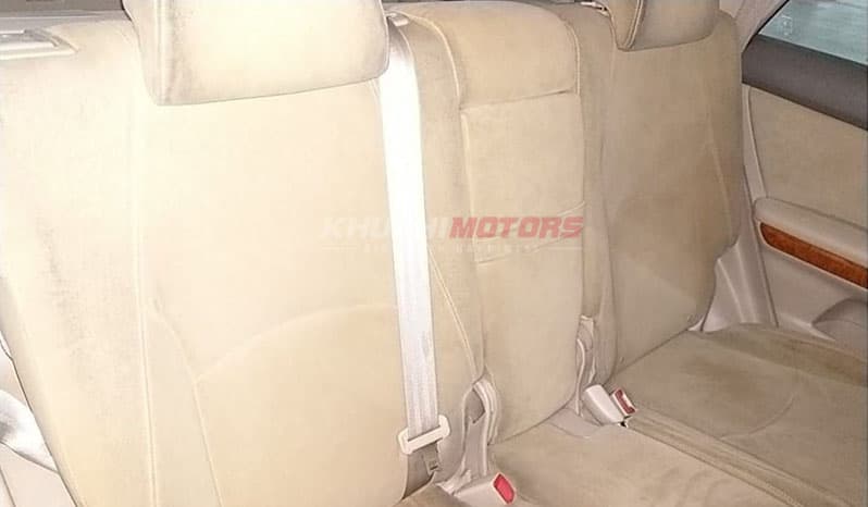 2005 Toyota Harrier image-2