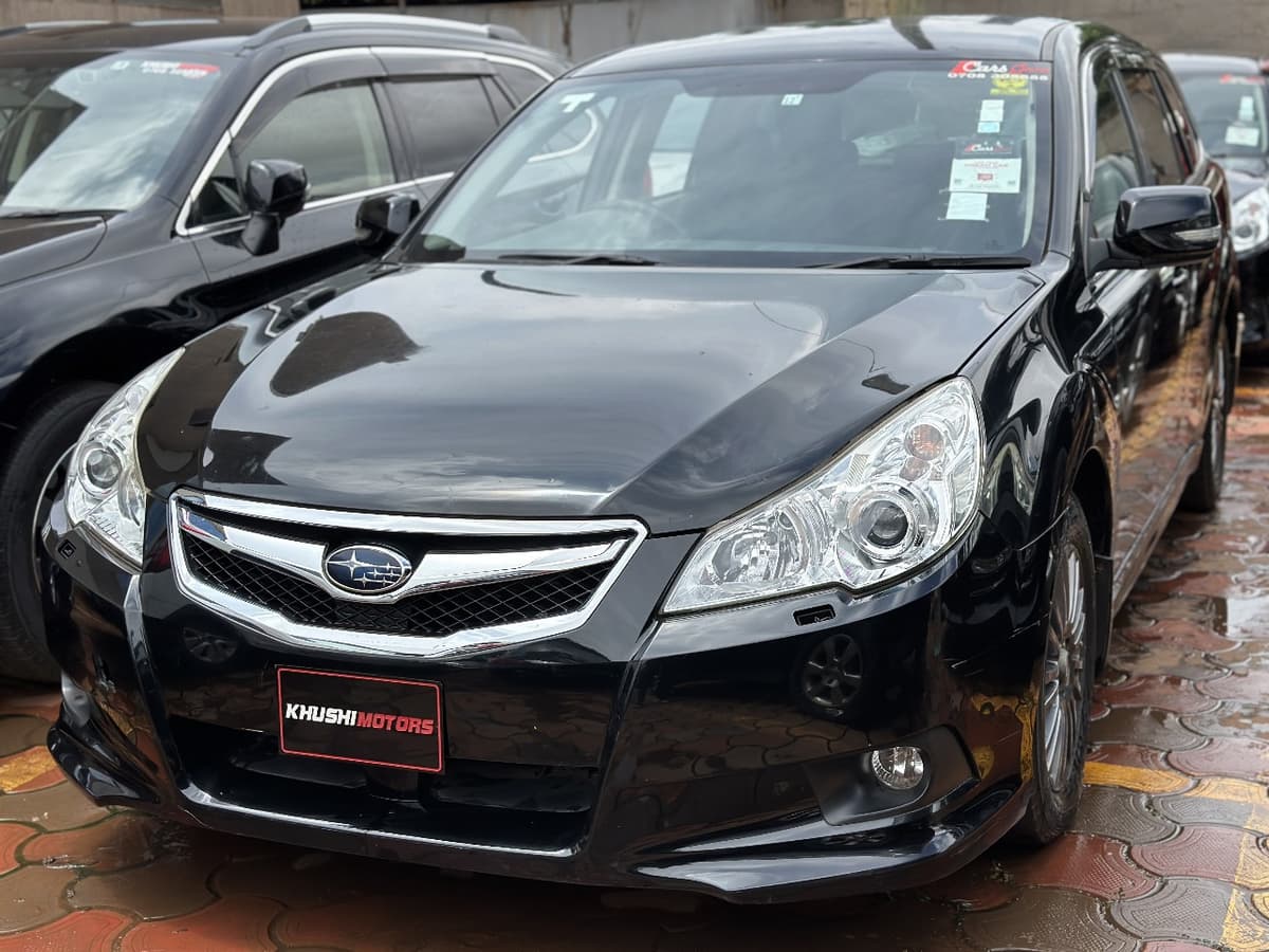 2009 Subaru Legacy Wagon image-3