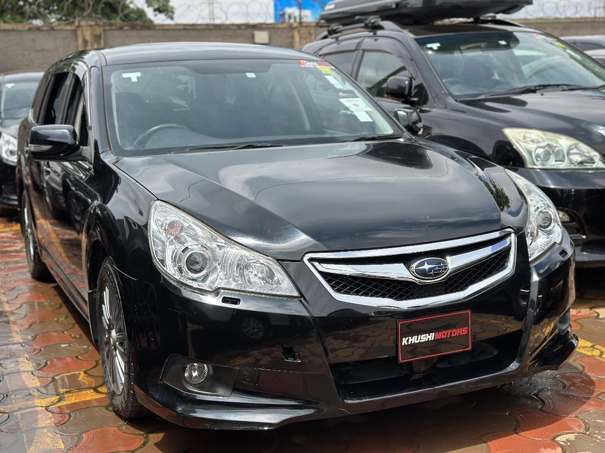 2009 Subaru Legacy Wagon image-4