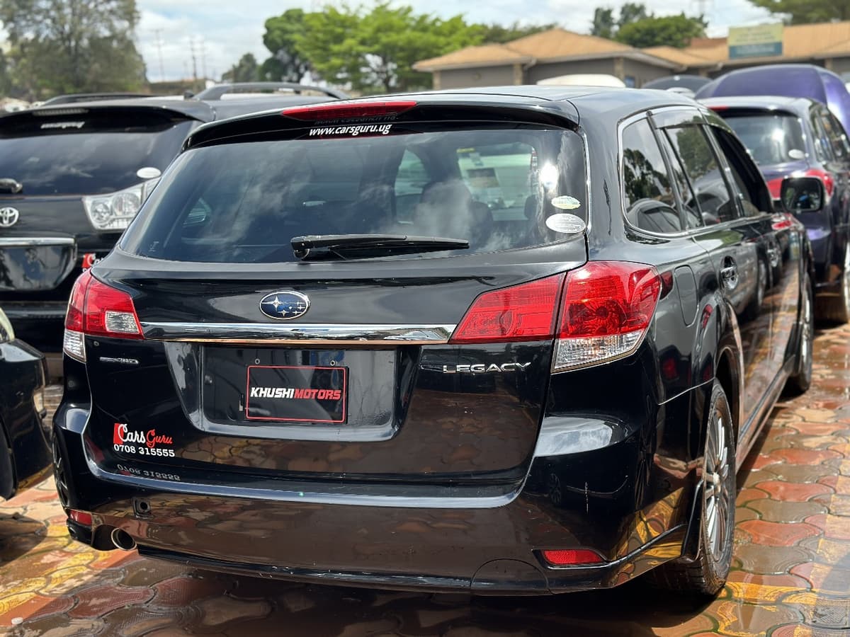 2009 Subaru Legacy Wagon image-6