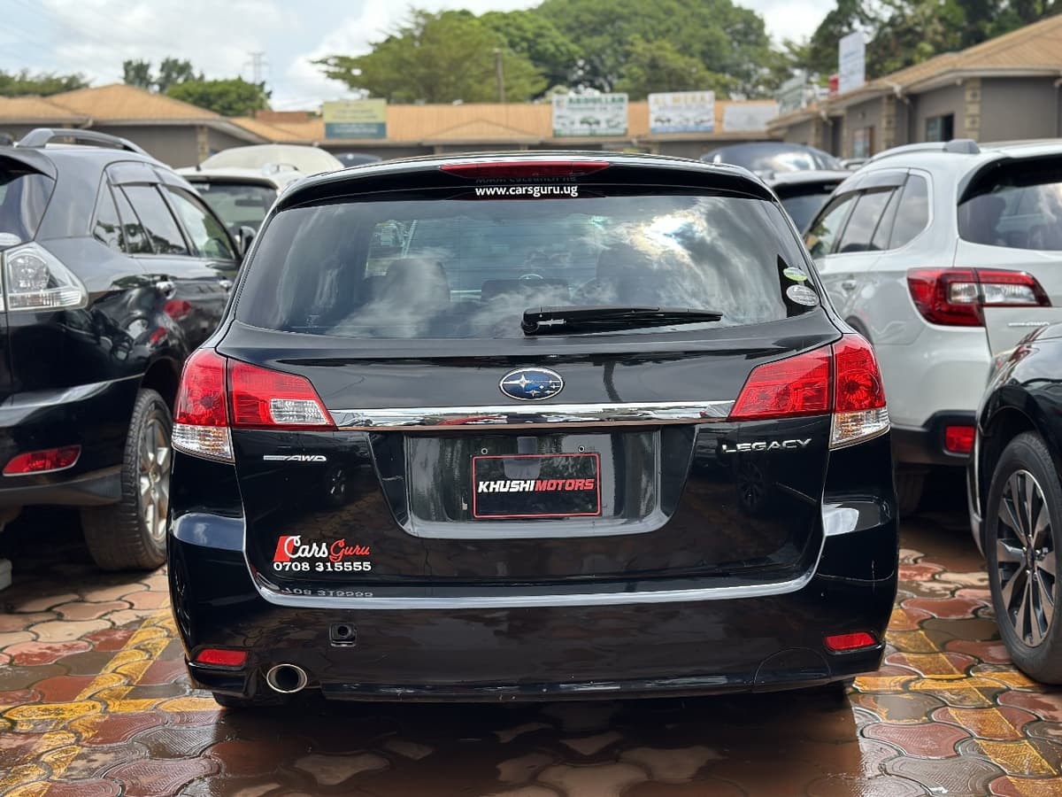 2009 Subaru Legacy Wagon image-7