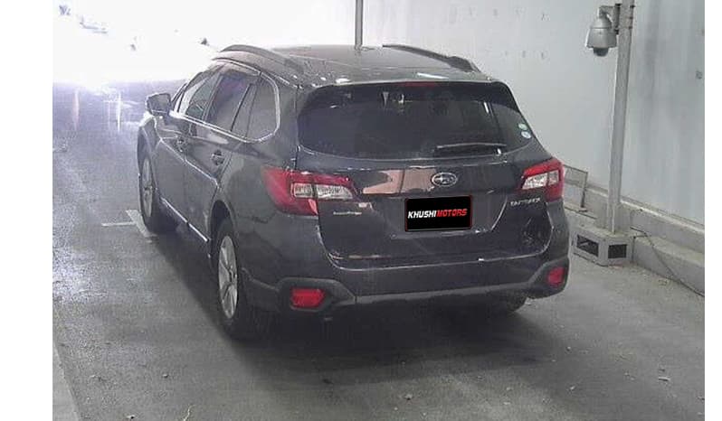 2015 Subaru Legacy Outback Base Grade image-9