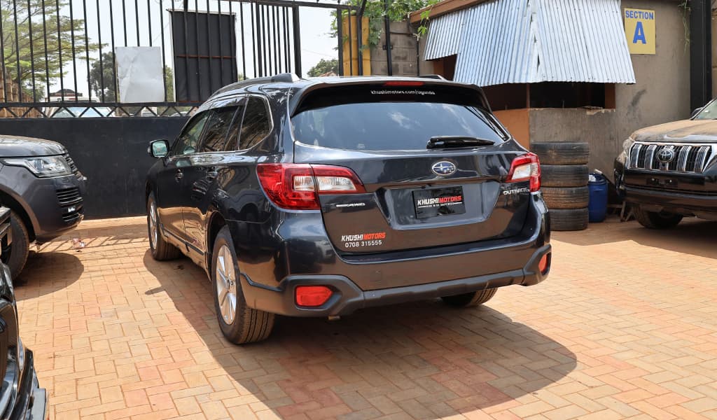 2015 Subaru Legacy Outback Base Grade image-22