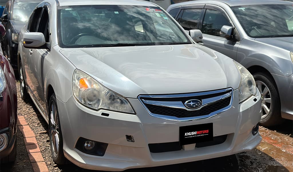 2010 Subaru Legacy B4 image-3