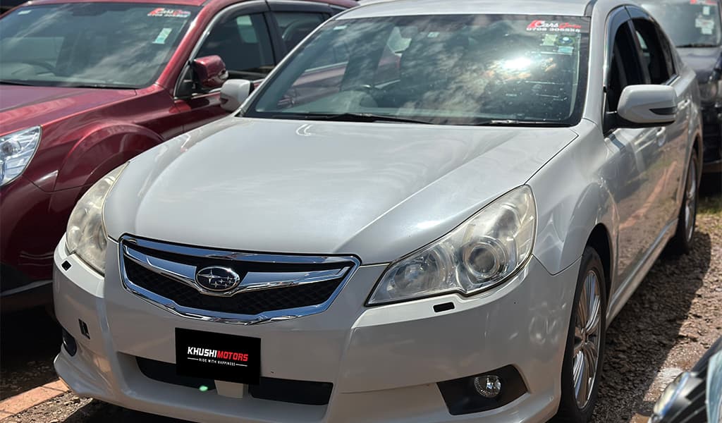 2010 Subaru Legacy B4 image-5