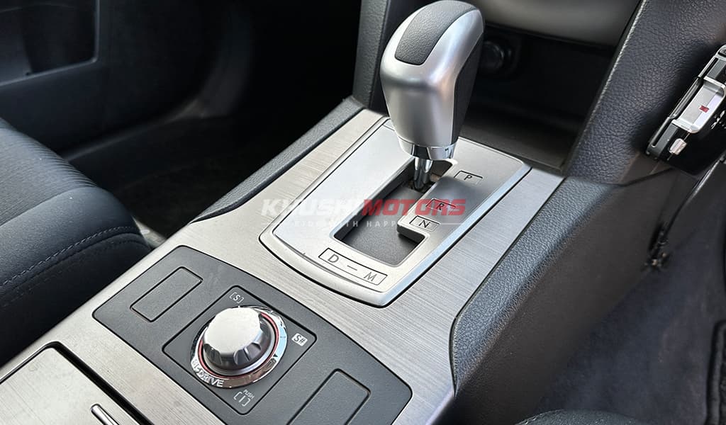 2010 Subaru Legacy B4 image-6