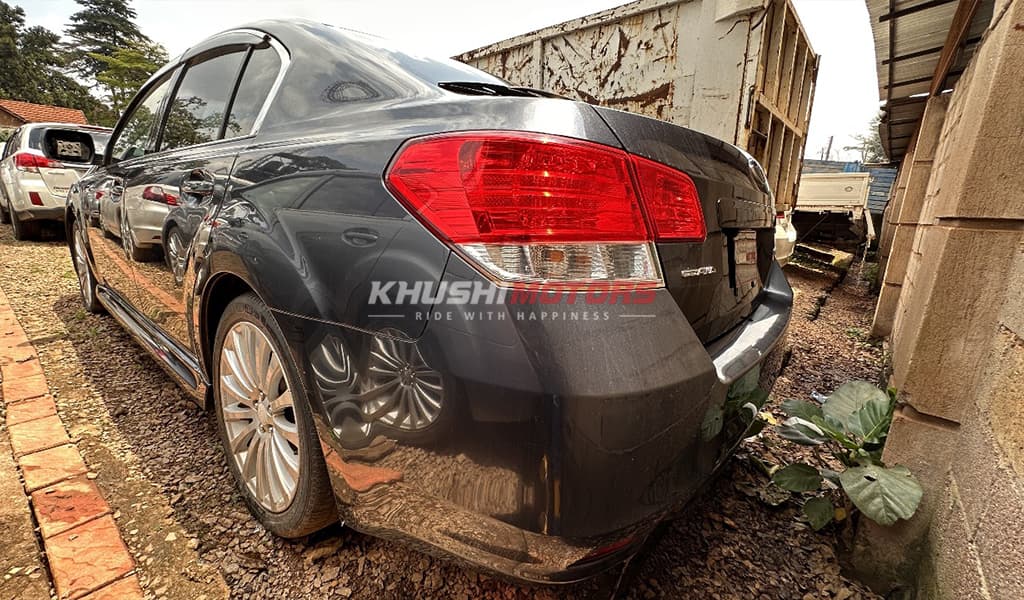 2009 Subaru Legacy B4 image-5