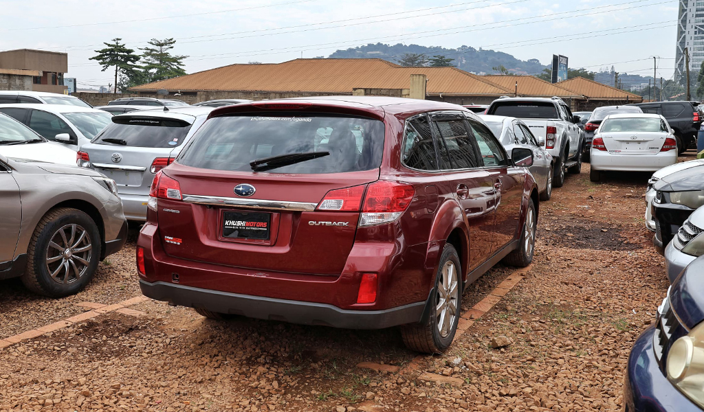 2009 Subaru Legacy image-11