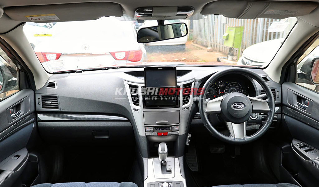 2009 Subaru Legacy image-13
