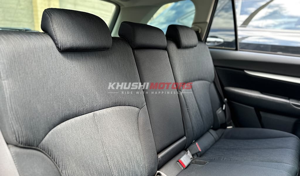 2009 Subaru Legacy image-2