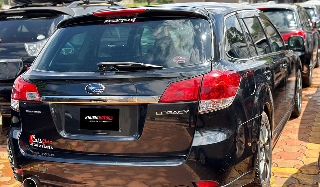 2009 Subaru Legacy image-9