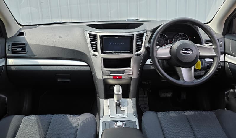 2009 Subaru Legacy image-17