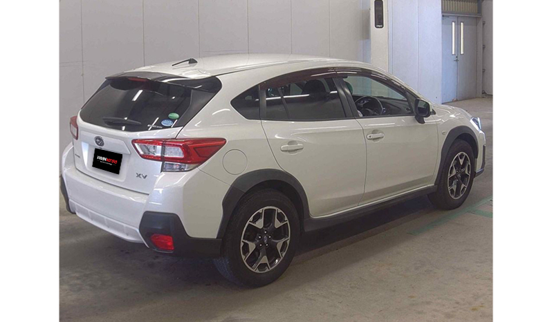 2017 Subaru ImprezaXV L Eyesight image-4