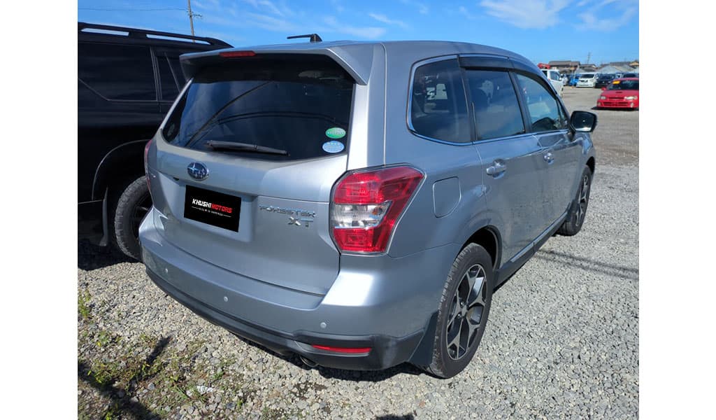 2012 Subaru Forester Xt 2.0XT Eyesight image-5